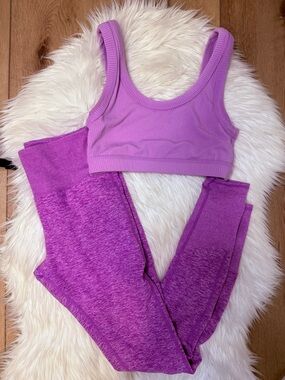 ALO Yoga Lavender Pink Ribbed Sports Bra & Heathered Leggings Set - Size Small